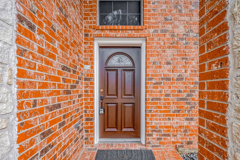 Photo 5 of 10327 Sablebrook Lane, Houston, TX