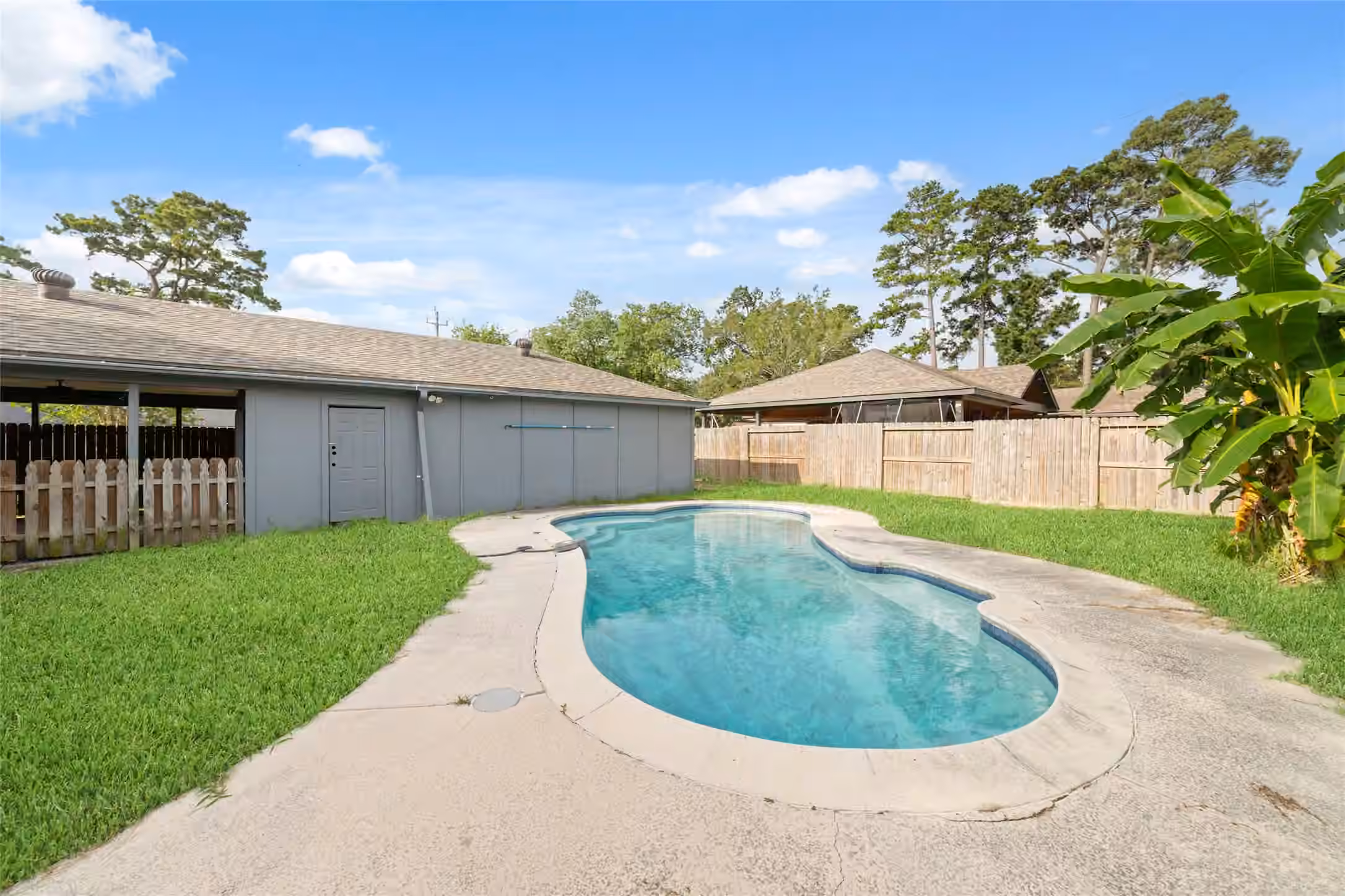 Photo 3 of 23303 Canyon Lake Drive, Spring, TX