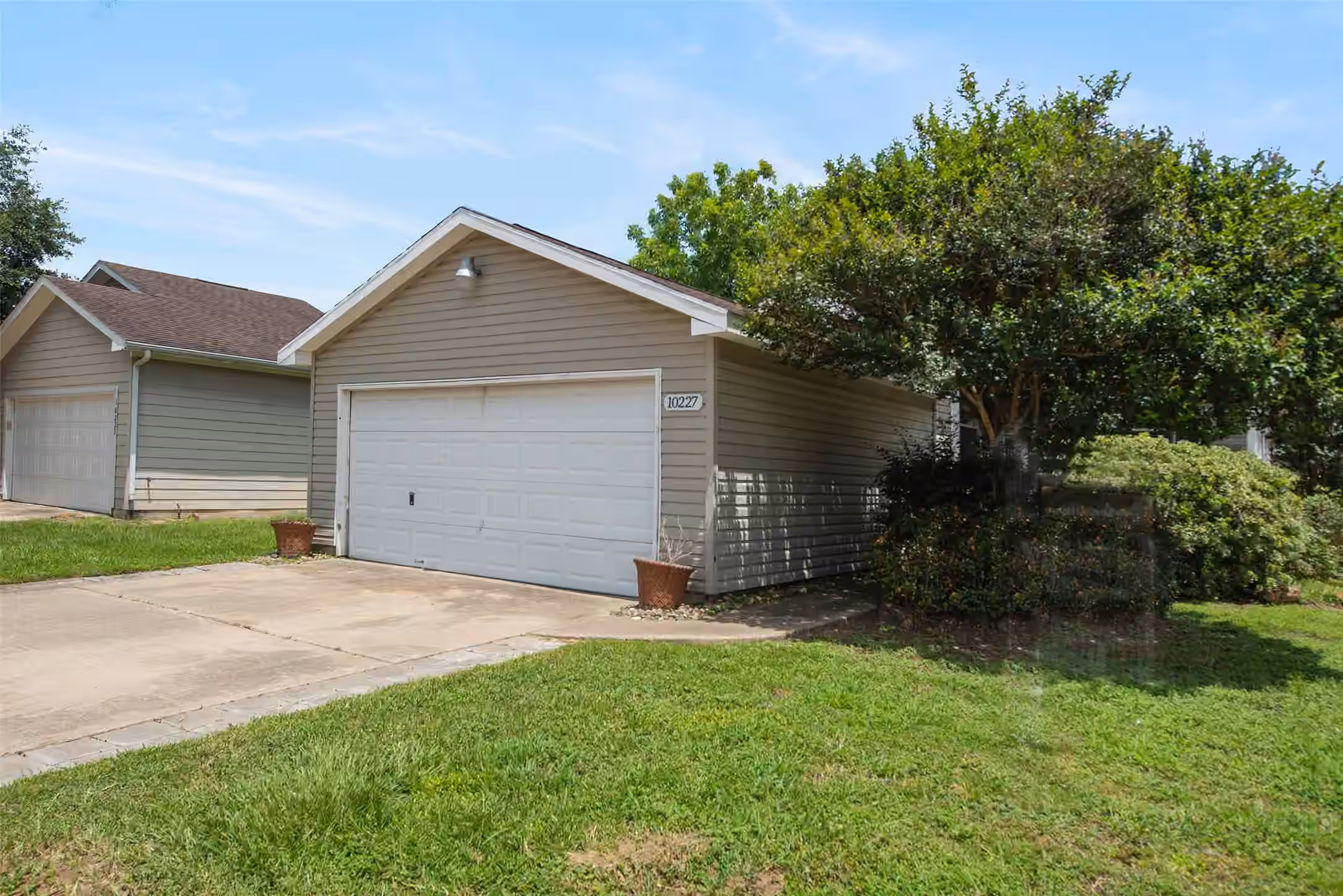 Photo 2 of 10227 Checkerberry Park Ln, Tomball, TX