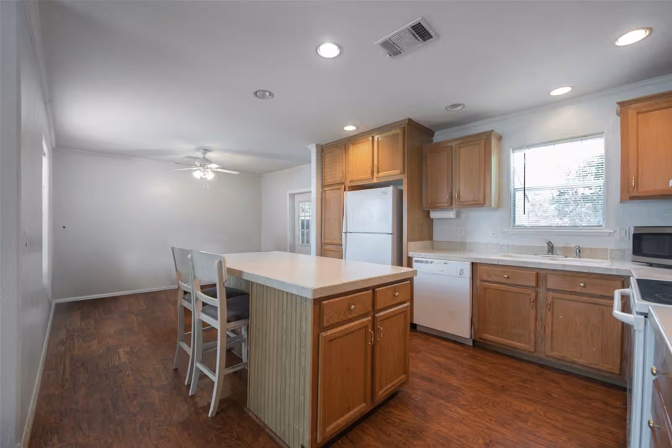 Photo 6 of 10227 Checkerberry Park Ln, Tomball, TX