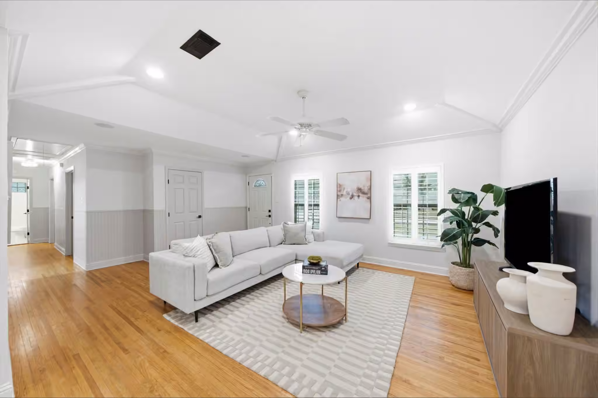 Photo 3 of 3326 Cloverdale Street, Houston, TX