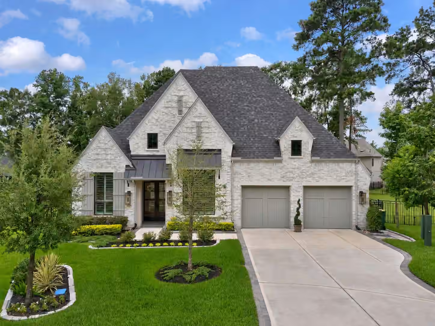 Photo of 115 Emerald Isle Court, Montgomery, TX 77316
