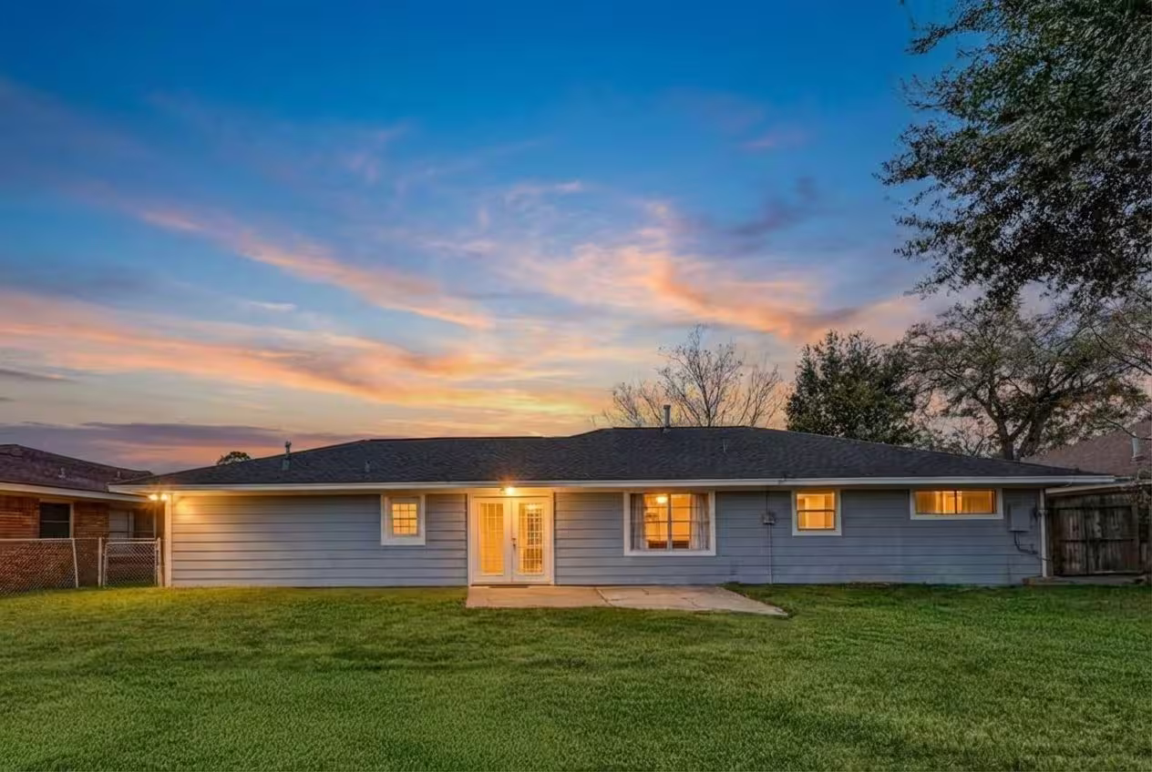 Photo 2 of 1210 Wilma Lois Avenue, Pasadena, TX
