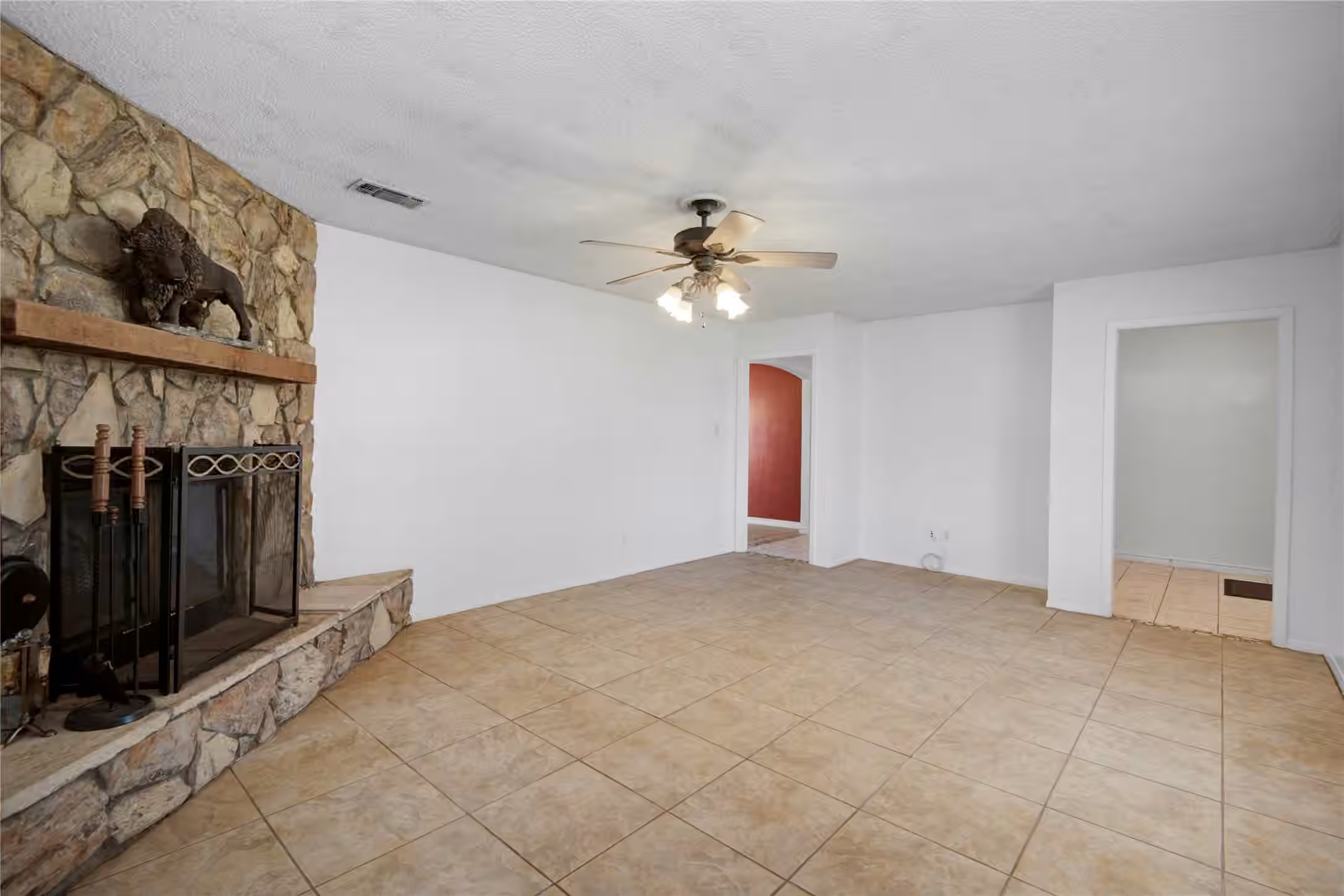 Photo 6 of 411 County Road 912a, Brazoria, TX