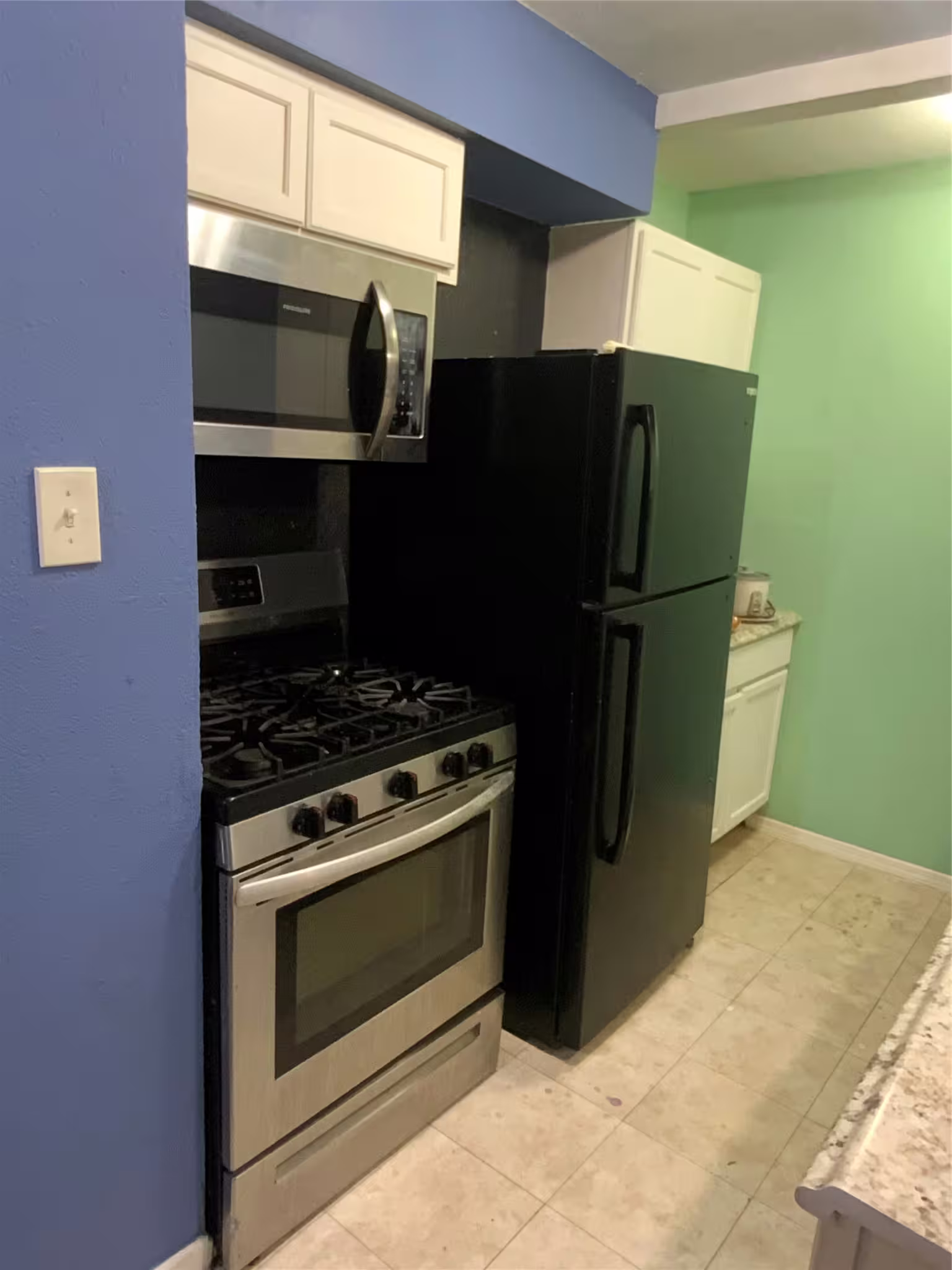 Photo 3 of 16927 Blairwood Drive, Houston, TX
