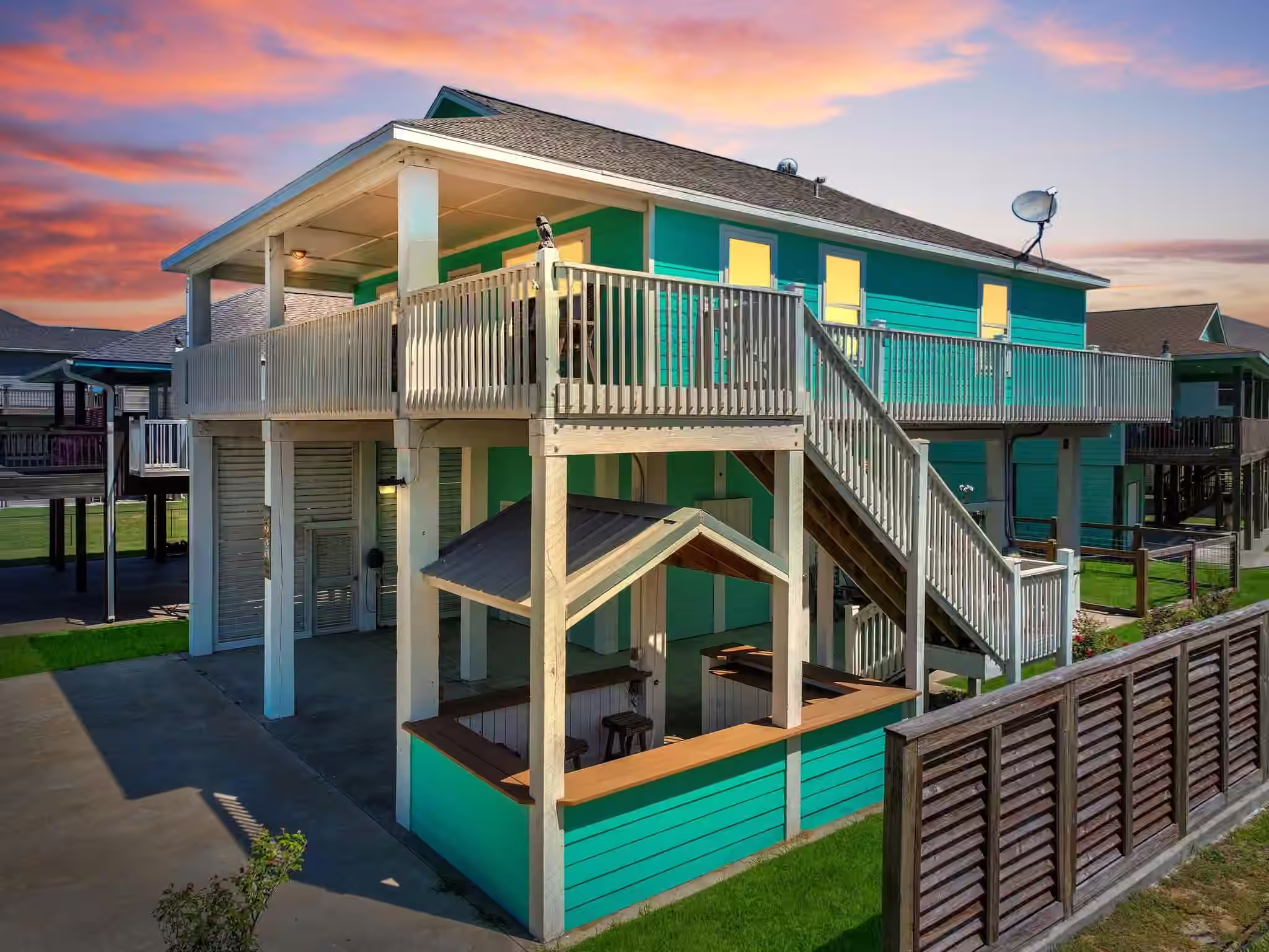 Photo of 930 Eastview, Crystal Beach, TX 77650
