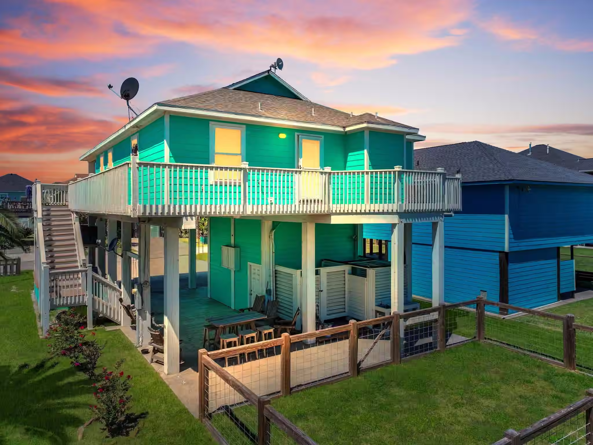 Photo 2 of 930 EASTVIEW, Crystal Beach, TX