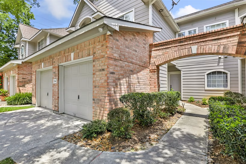Photo of 2346 Summit Way Court, Houston, TX
