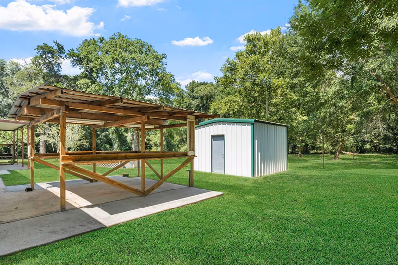 Photo 3 of 10291 Hart Road, Conroe, TX