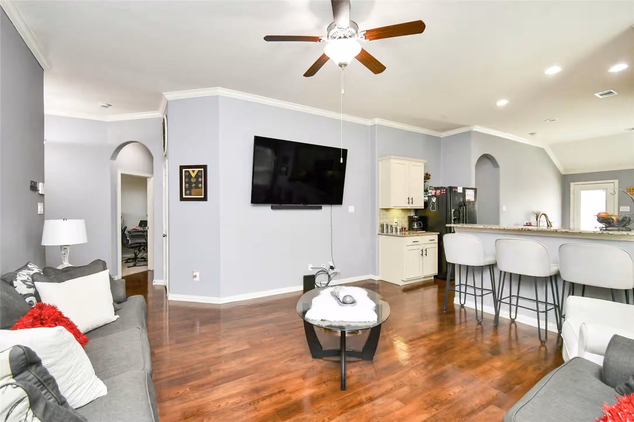 Photo 7 of 652 Maple Point Drive E, Conroe, TX