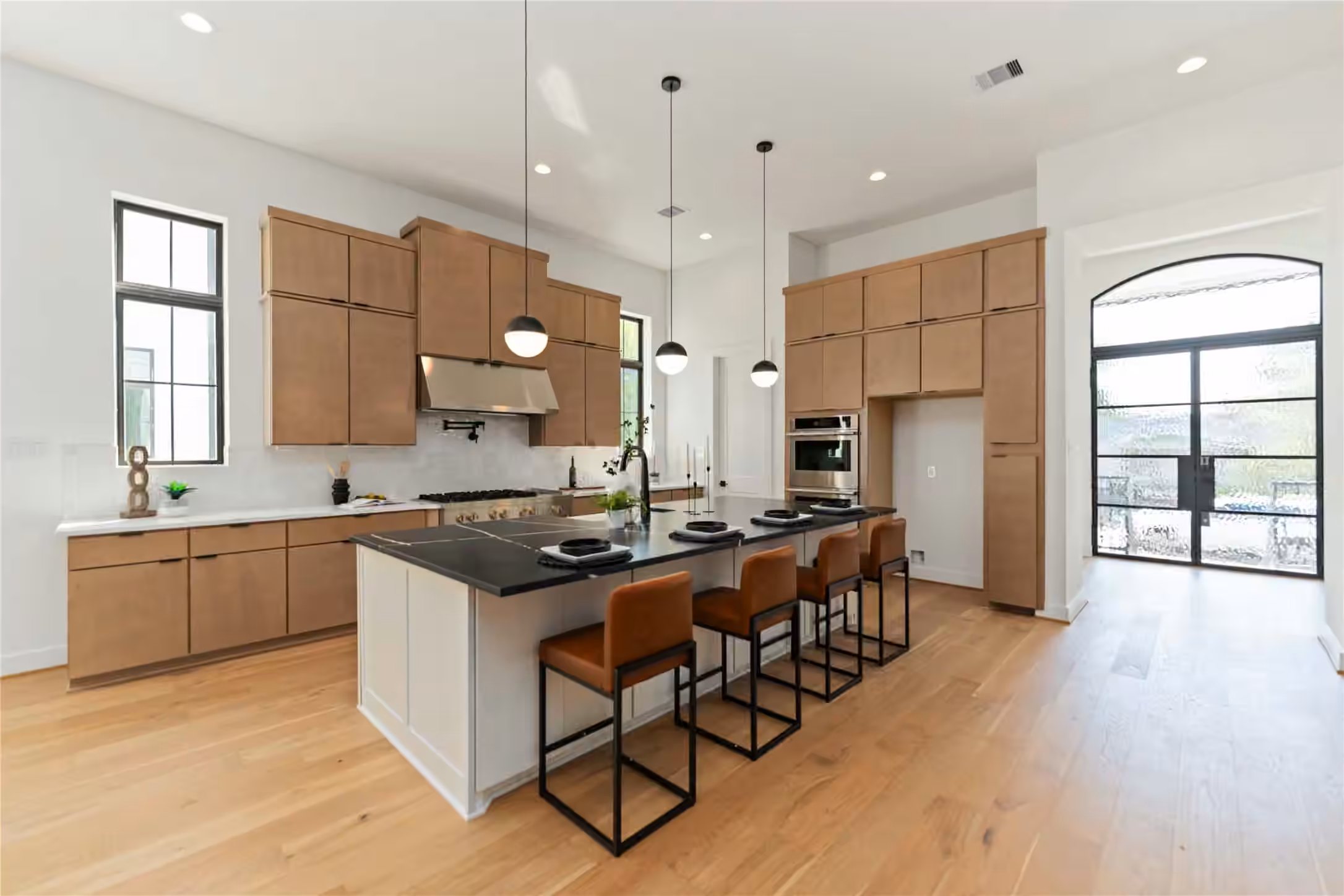 Photo 5 of 615 Wendel Street, Houston, TX