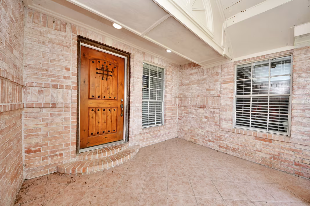Photo 3 of 1359 Littleport Lane, Channelview, TX