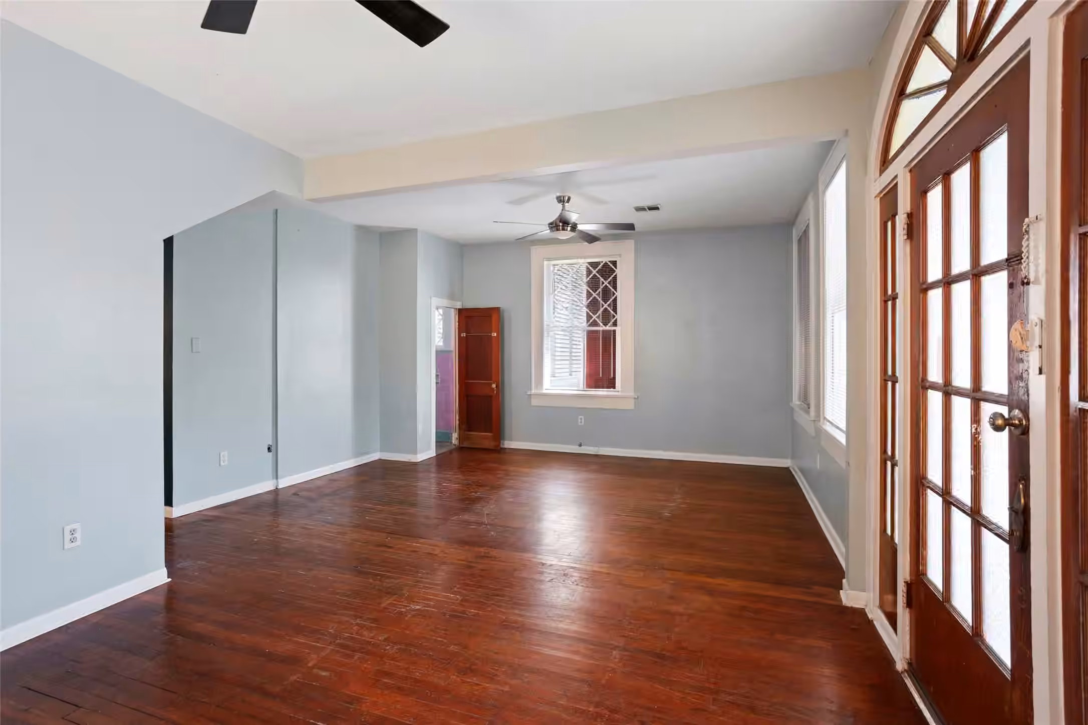 Photo 6 of 2118 Avenue K, Galveston, TX