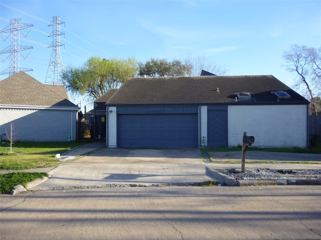 Photo of 11003 Colebrook Drive, Houston, TX 77072