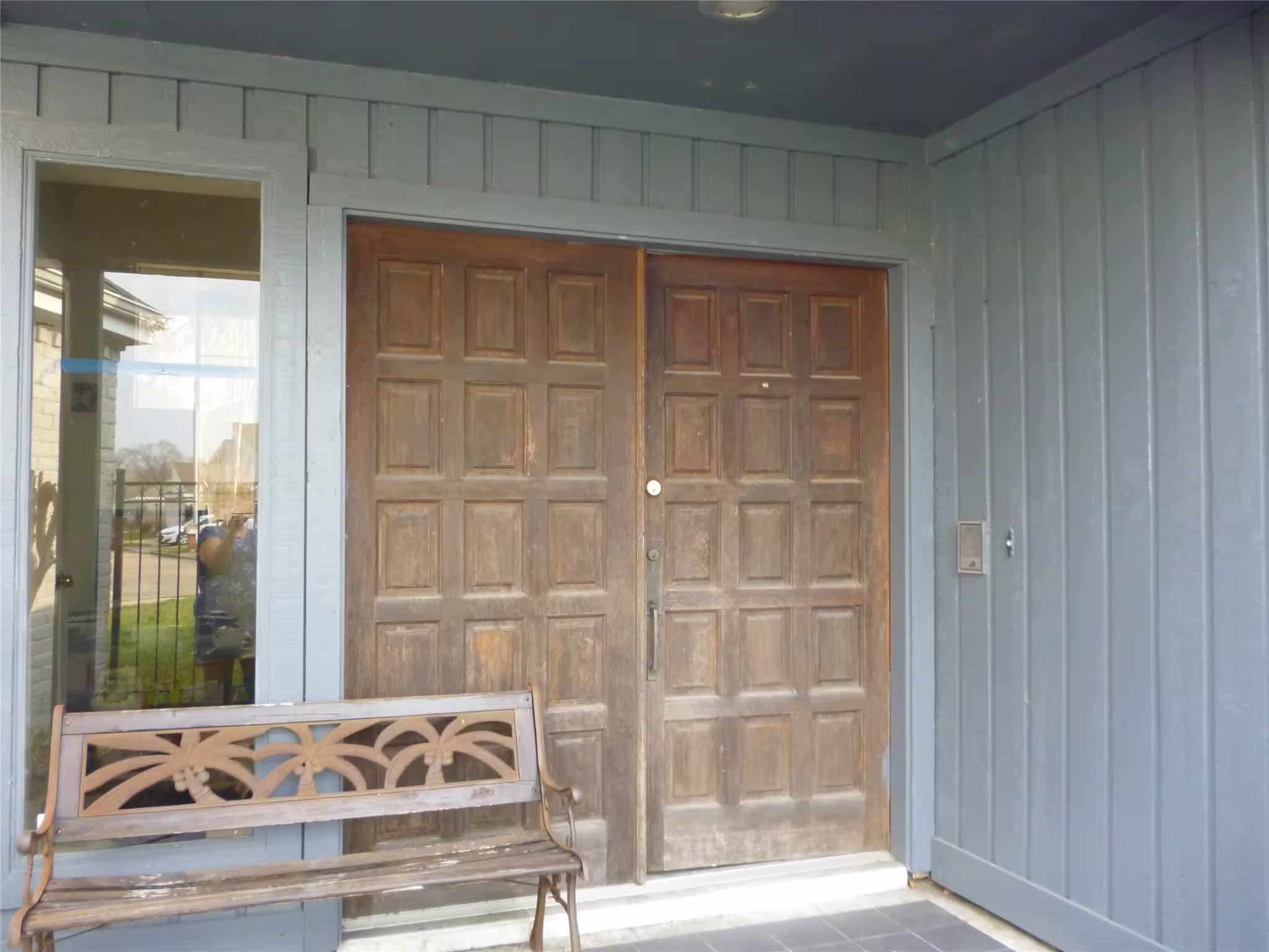 Photo 2 of 11003 COLEBROOK Drive, Houston, TX