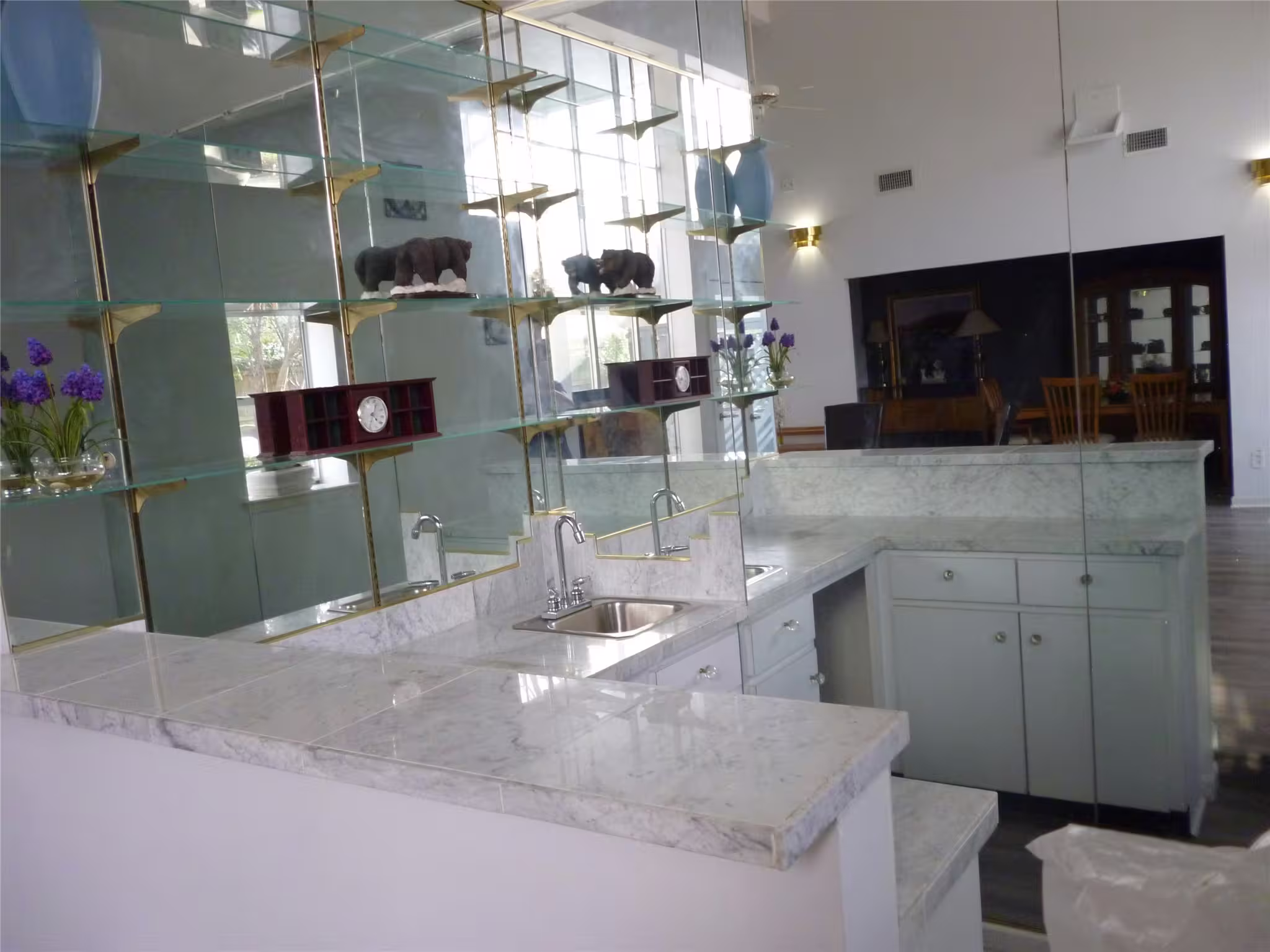 Photo 4 of 11003 COLEBROOK Drive, Houston, TX