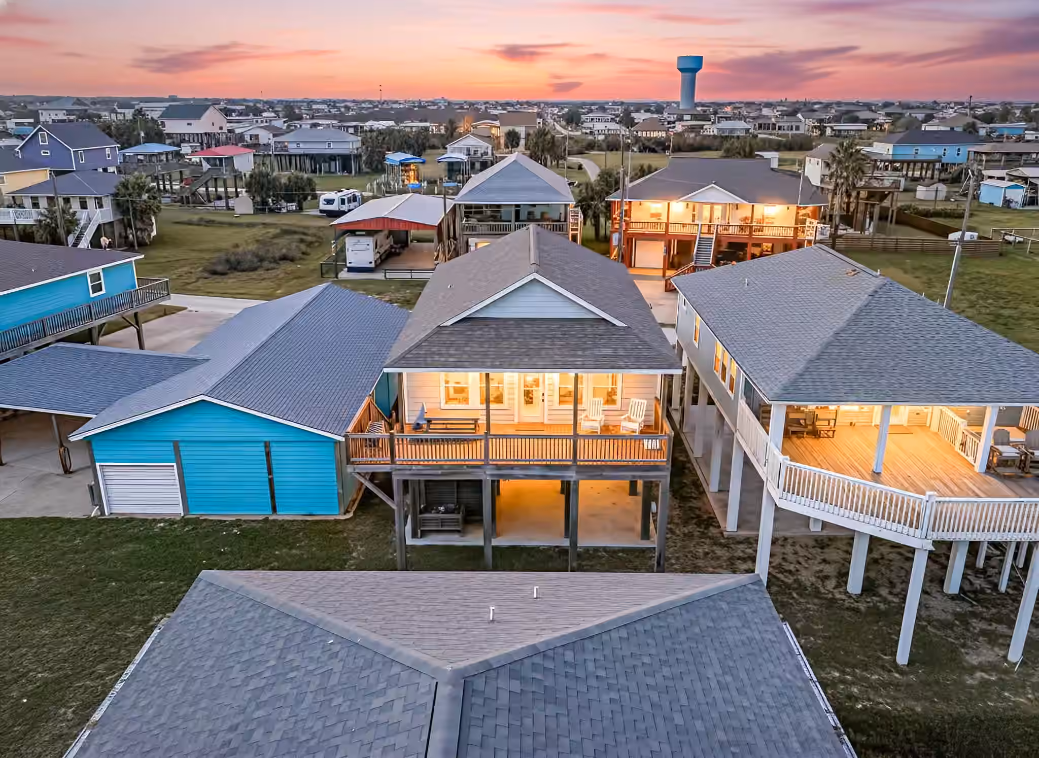 Photo 2 of 1840 Pompano Lane, Crystal Beach, TX