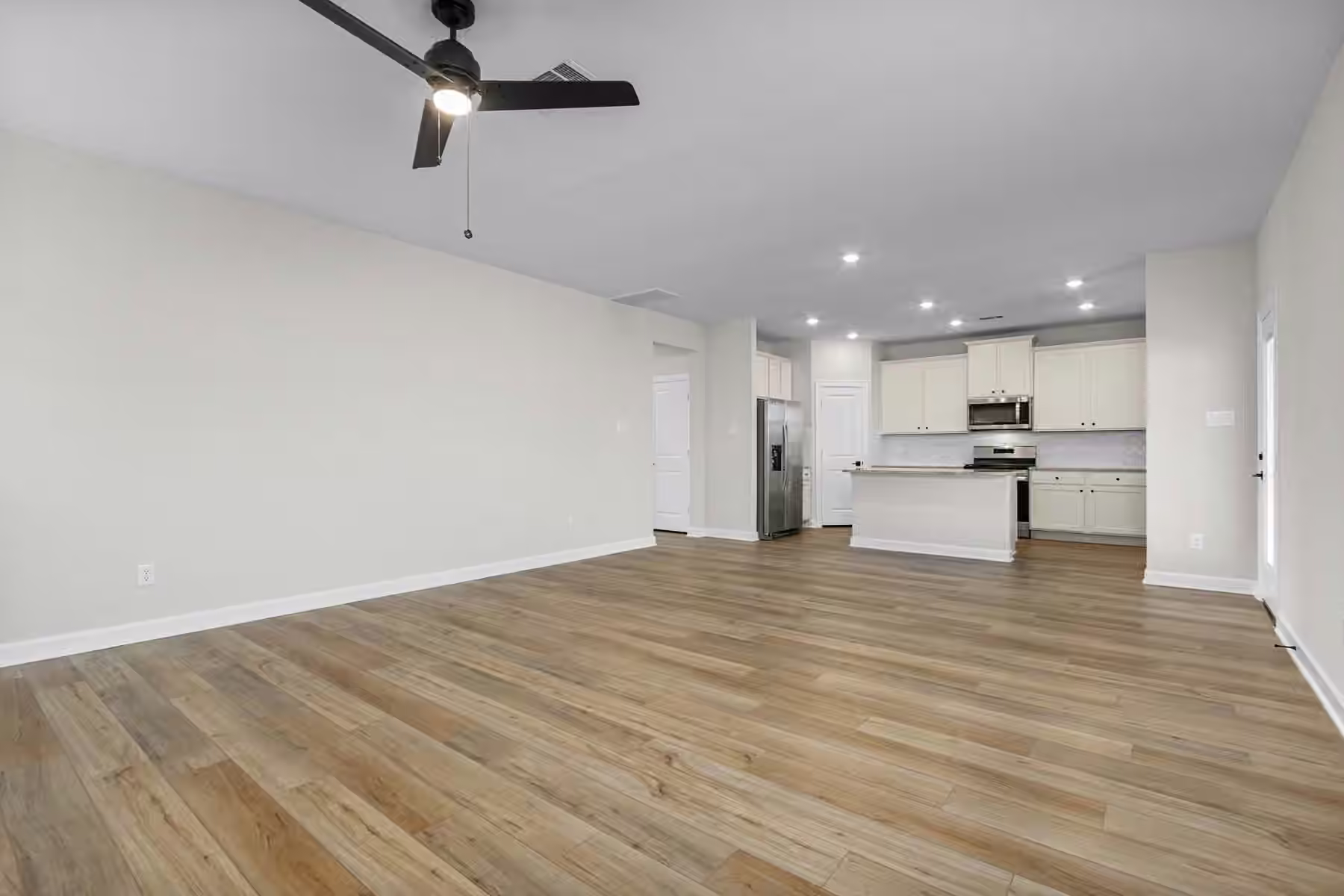 Photo 6 of 10807 Hickory Lane, Beasley, TX
