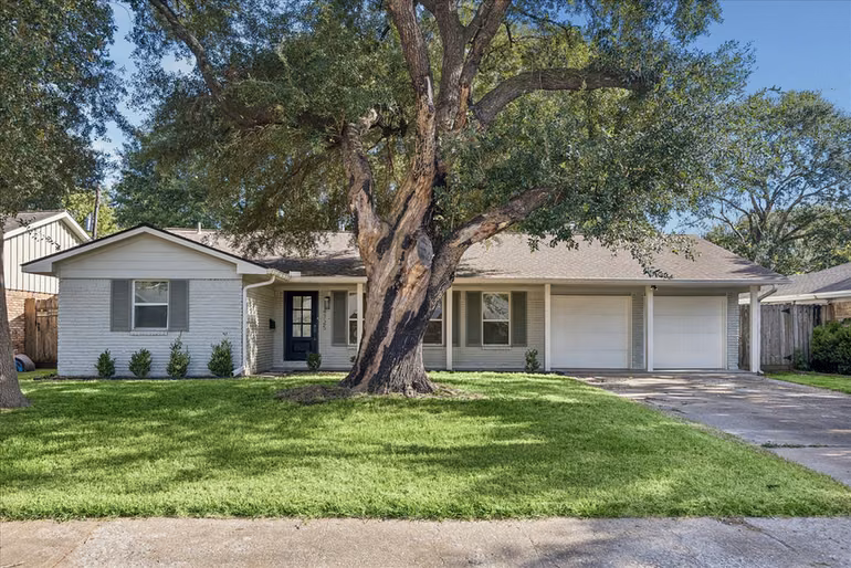 Photo of 4725 Spellman Road, Houston, TX 77035