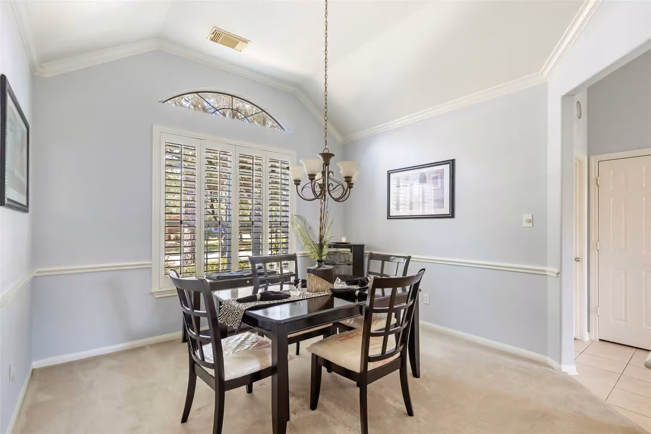 Photo 3 of 26924 Manor Falls Drive, Kingwood, TX
