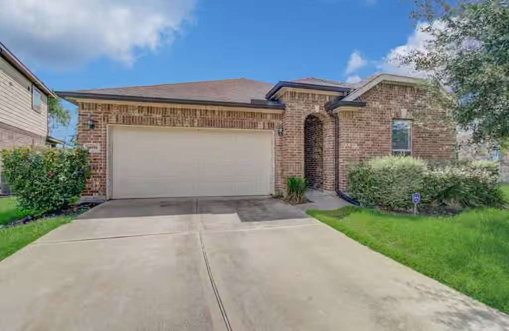 Photo of 14126 Harmony Ridge Trail, Pearland, TX