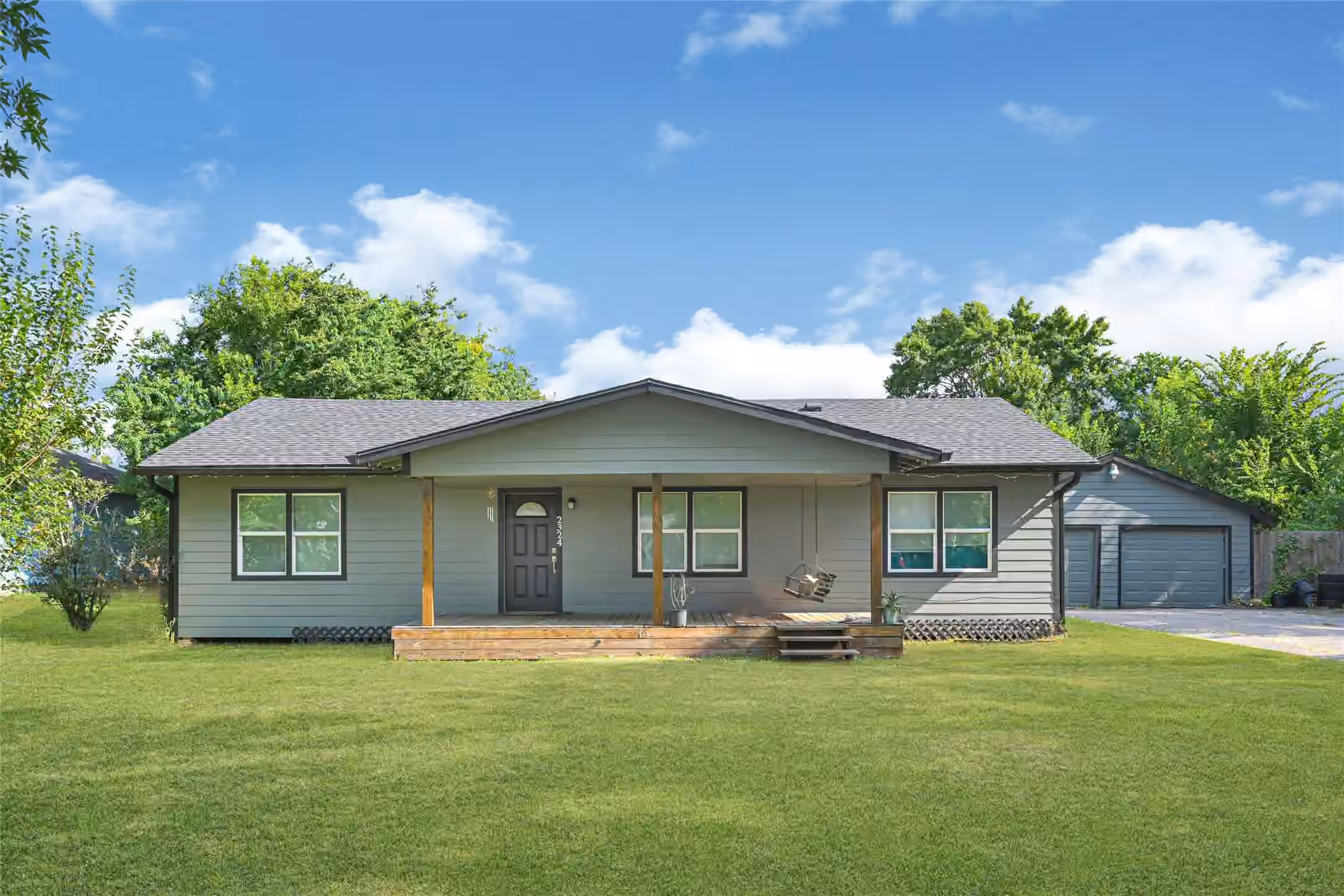 Photo 3 of 2324 13th Avenue N, Texas City, TX