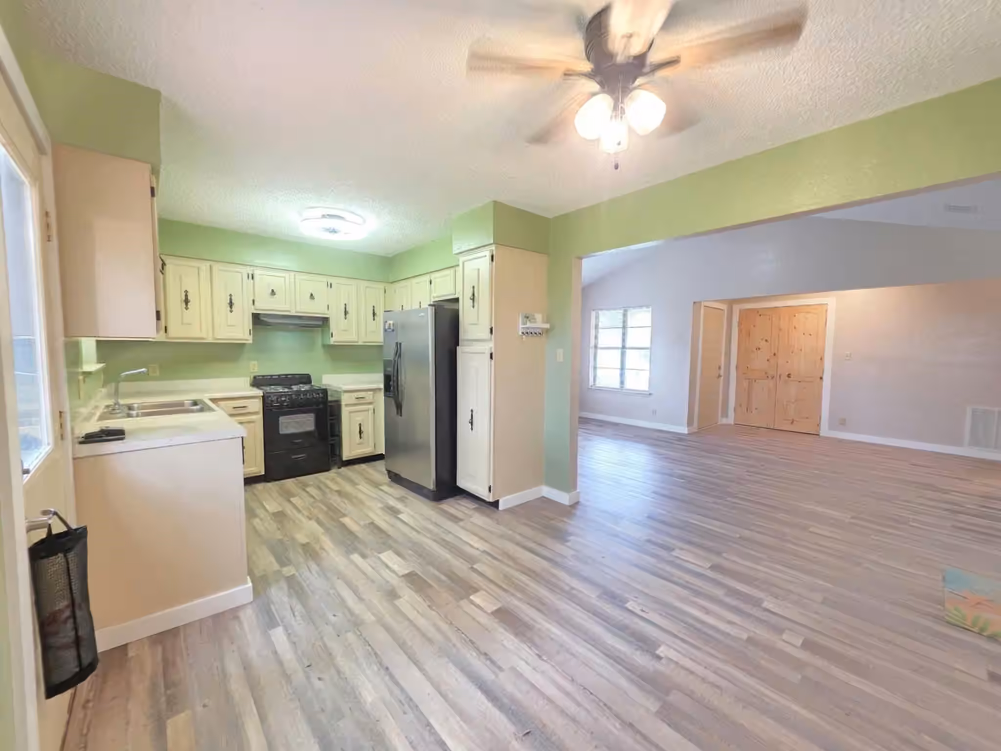 Photo 3 of 2207 Gontier Drive, Bay City, TX