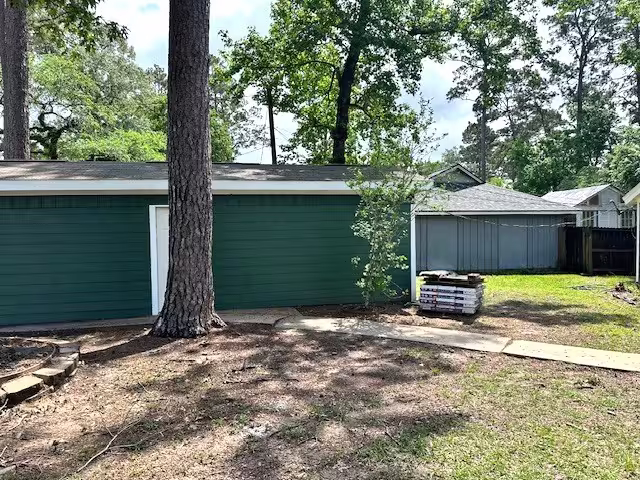 Photo 3 of 2019 Indian Shores Road, Crosby, TX