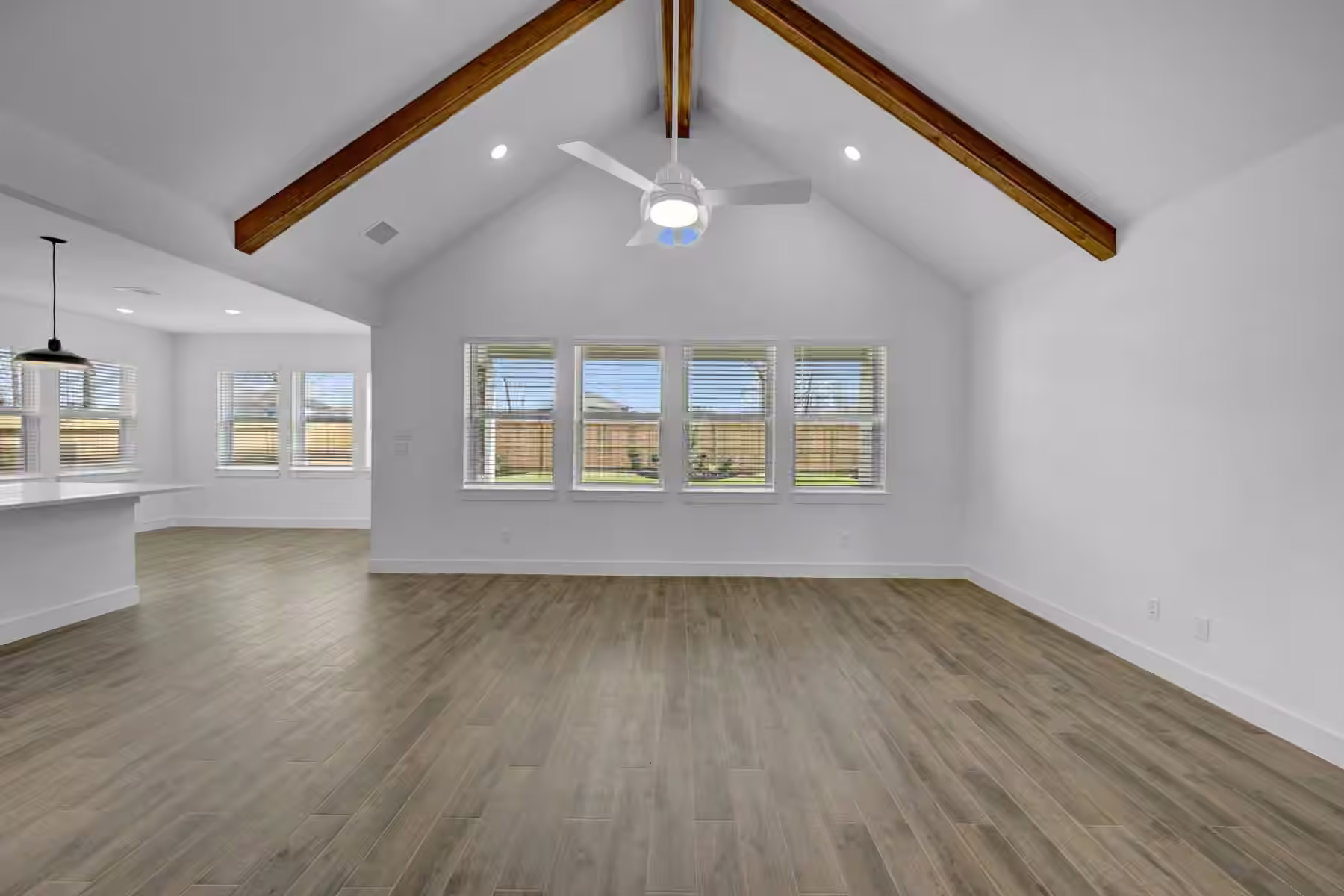 Photo 6 of 3003 Laguna Madre Place, Crosby, TX