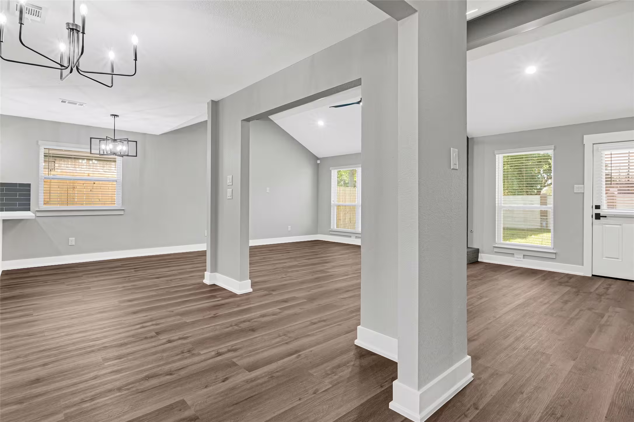 Photo 5 of 1826 Crestview Court, Missouri City, TX