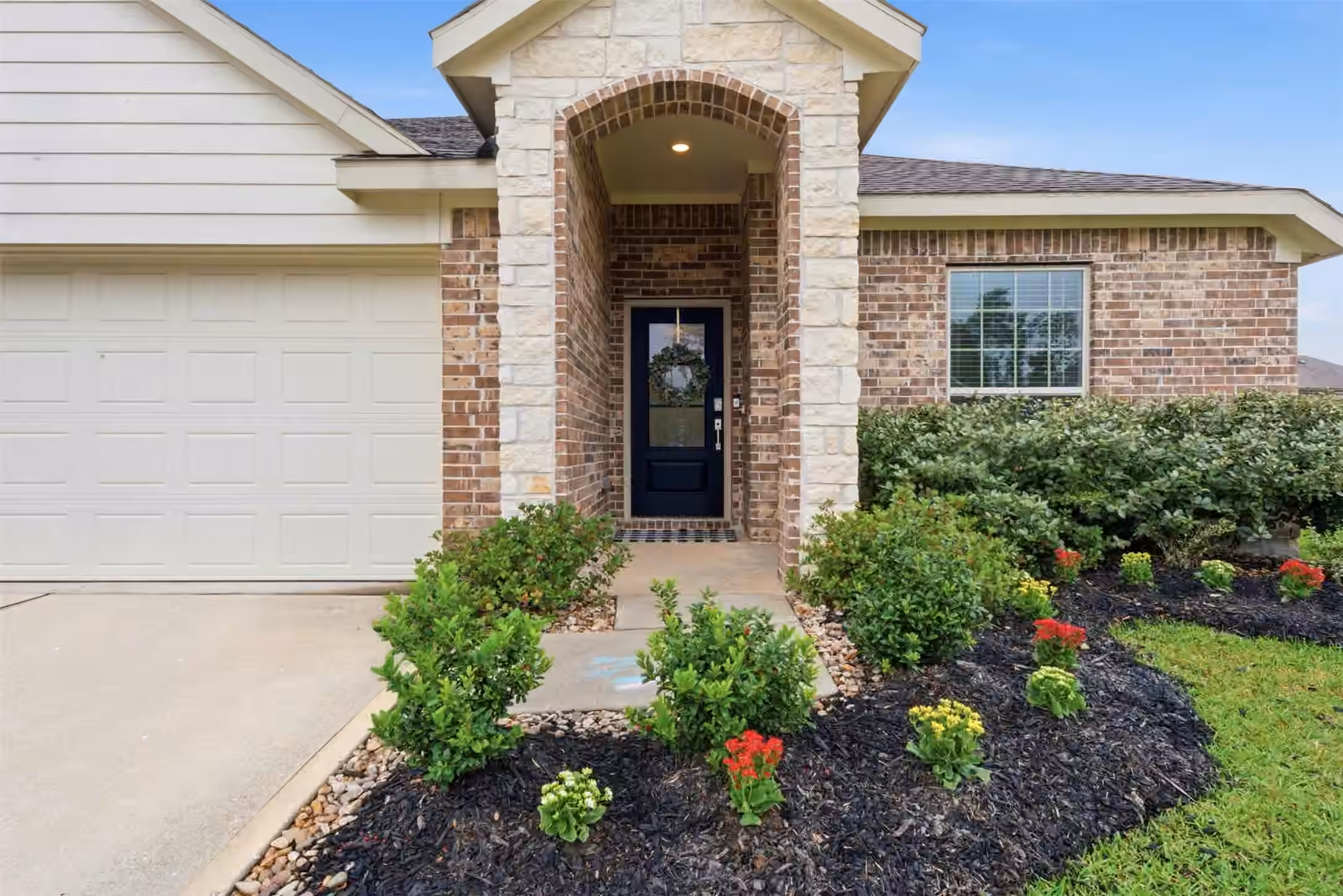 Photo 4 of 1386 Antigua Drive, Conroe, TX