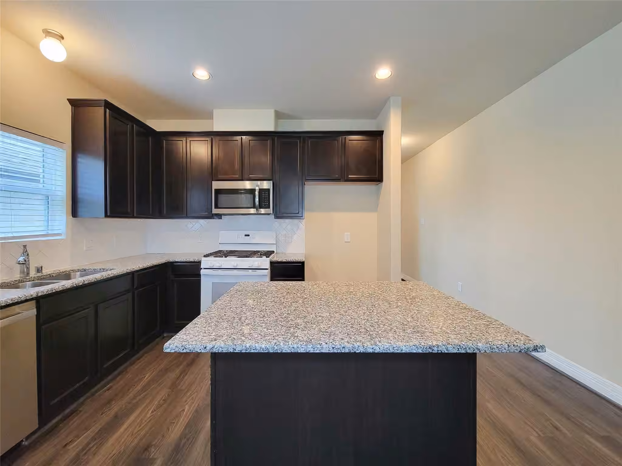Photo 6 of 3430 Hughes Meadow Way, Richmond, TX