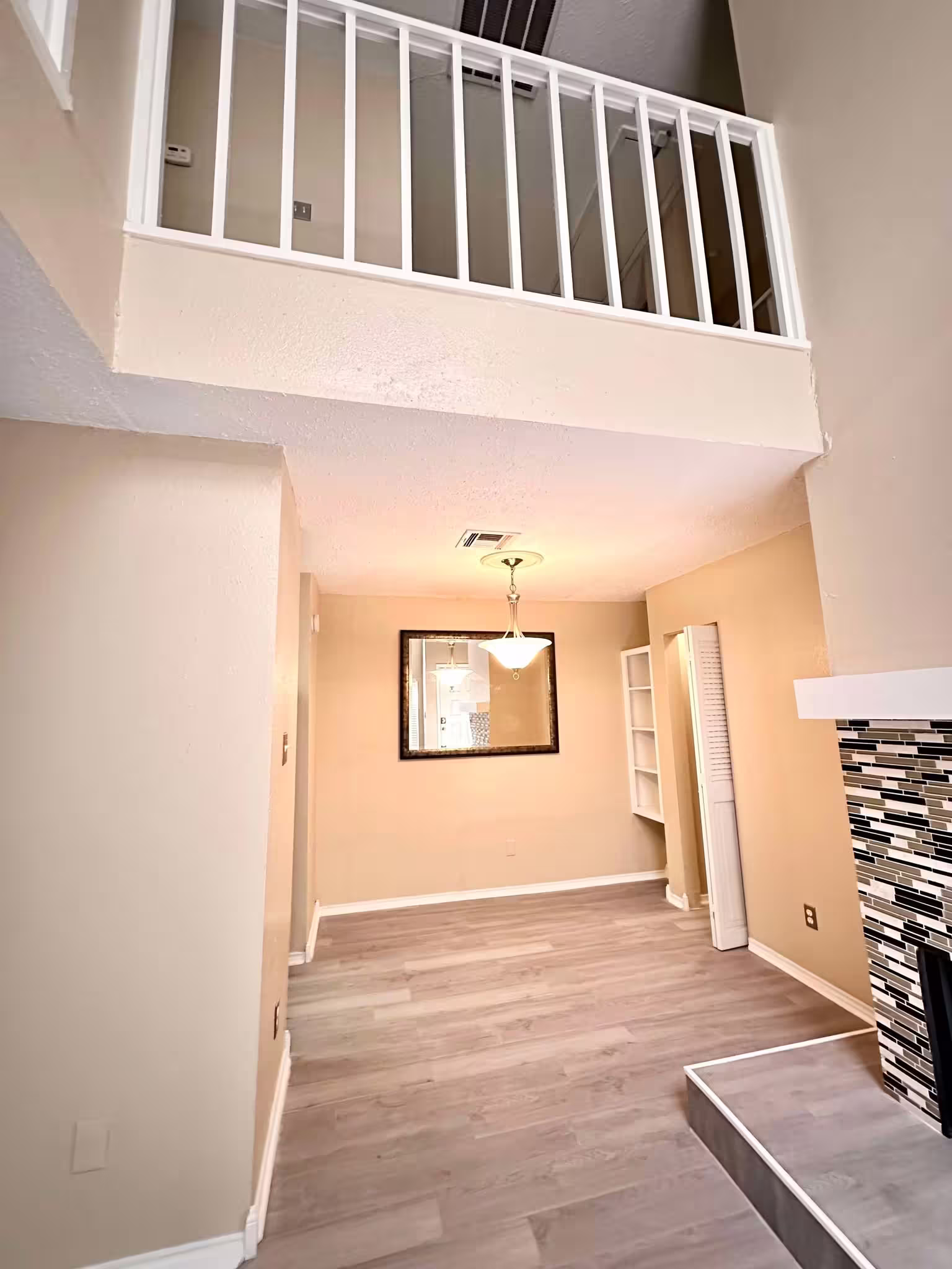 Photo 3 of 3630 Ocee Street, Houston, TX