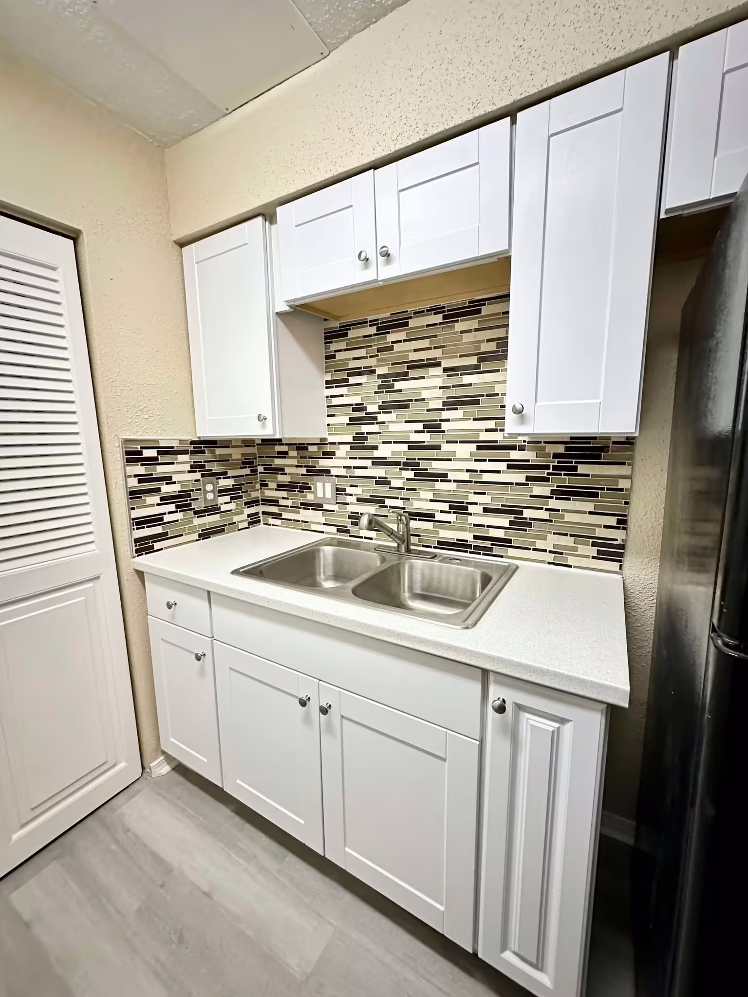 Photo 6 of 3630 Ocee Street, Houston, TX