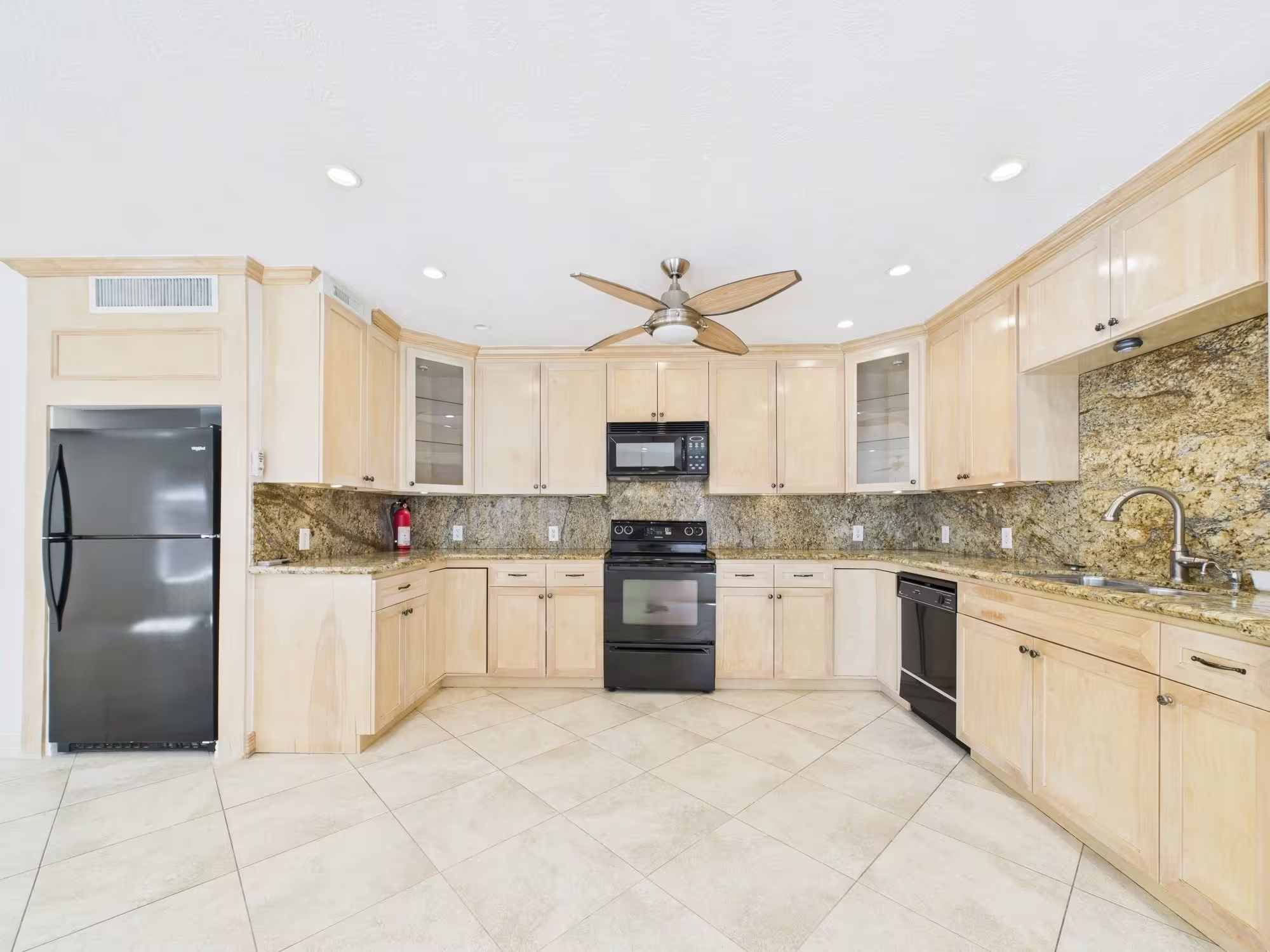 Photo of 2824 Briarhurst Drive 13, Houston, TX 77057