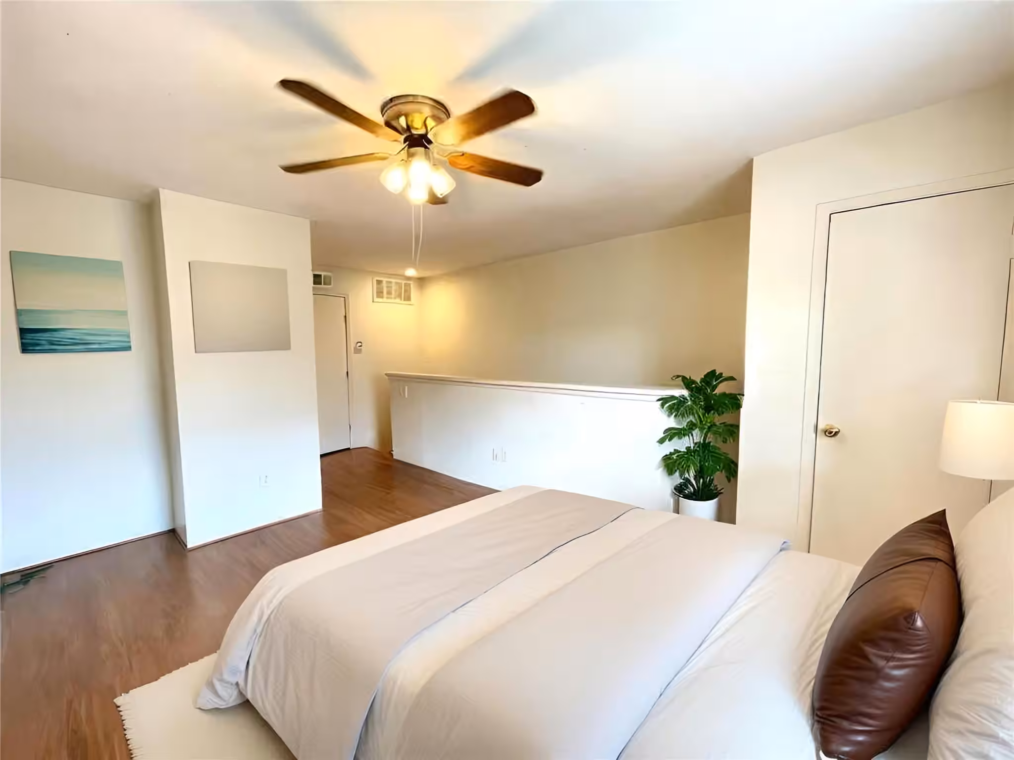 Photo 2 of 2100 Wilcrest Drive 123, Houston, TX