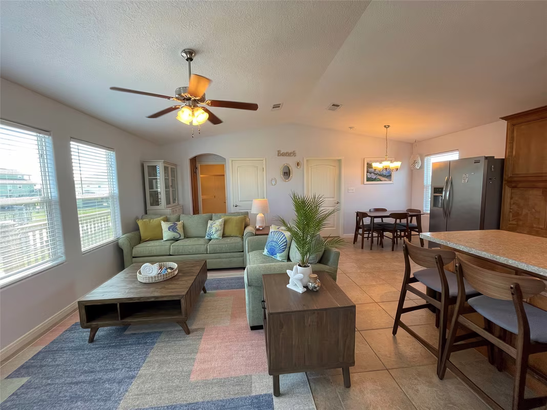 Photo 7 of 975 Fisherman Drive S, Galveston, TX