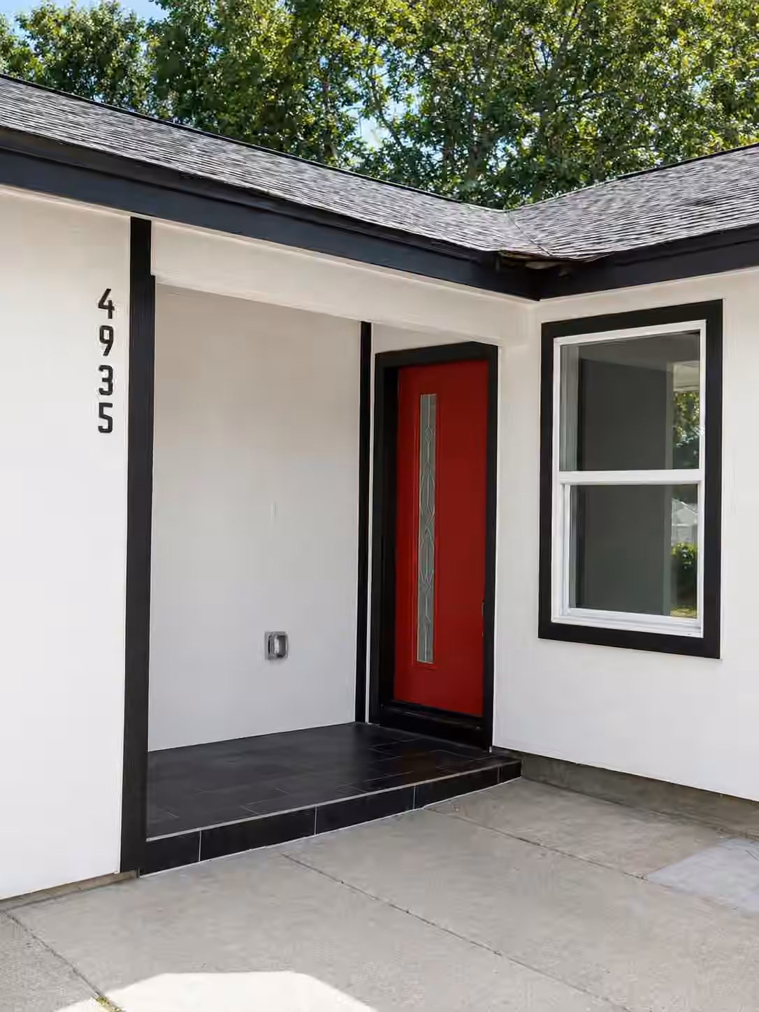 Photo 2 of 4935 Enyart Street, Houston, TX