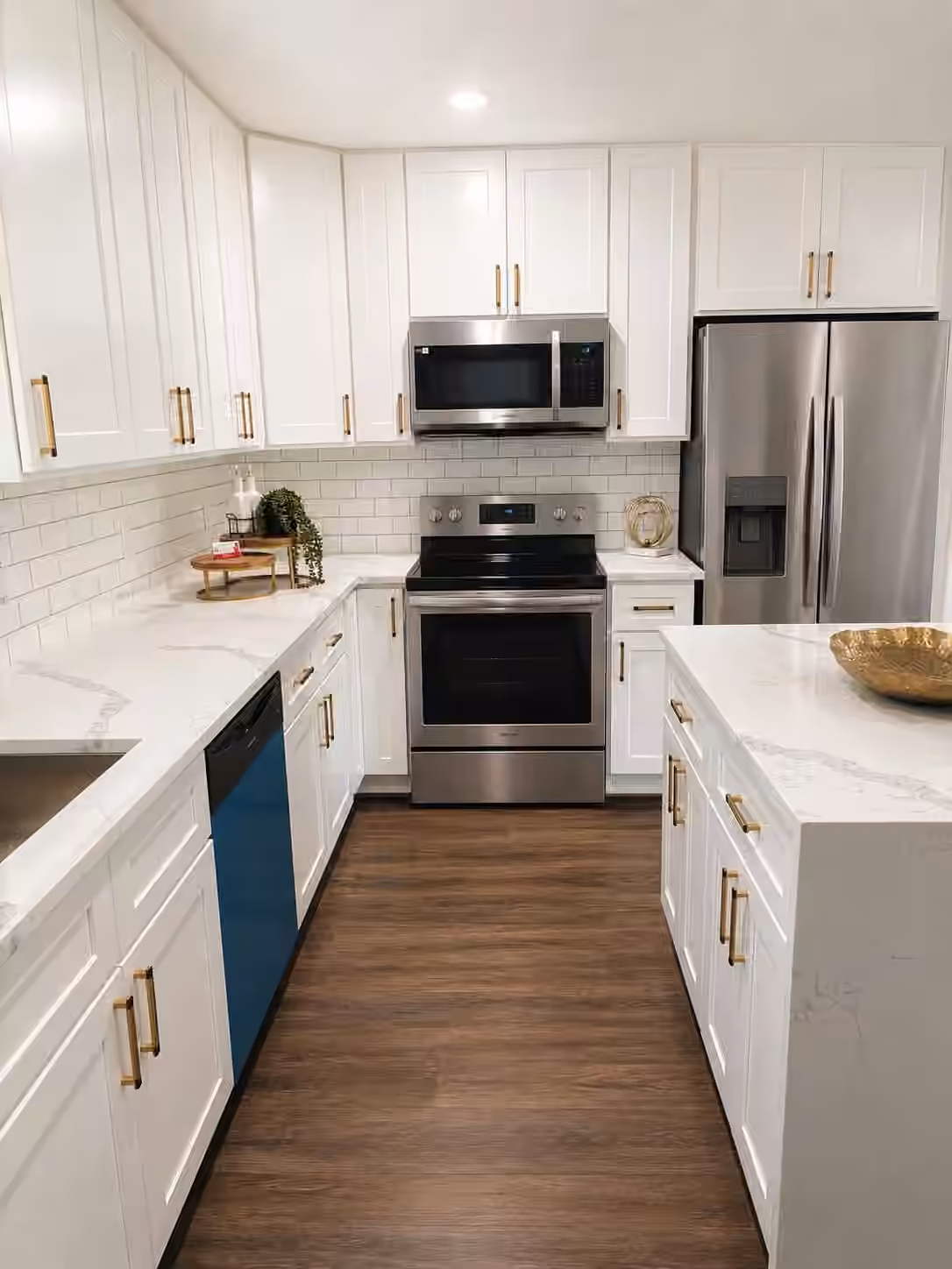 Photo 3 of 4935 Enyart Street, Houston, TX