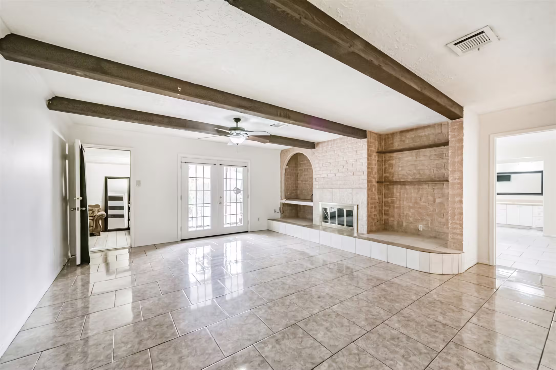 Photo 5 of 17538 Crestline Road, Humble, TX