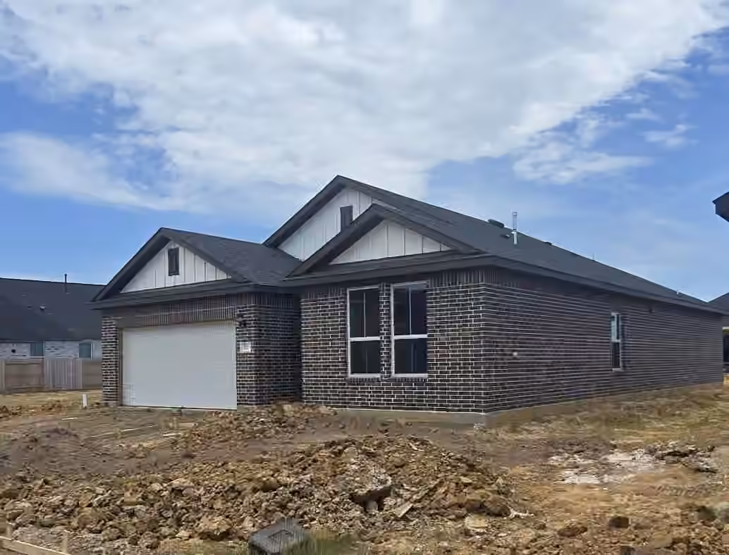 Photo 2 of 520 Deep Sands Drive, Waller, TX