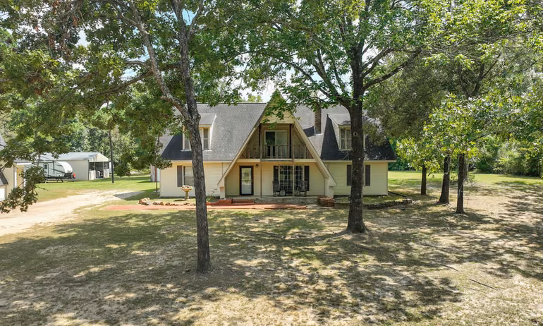 Photo of 25139 Weeren Road, Montgomery, TX