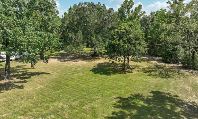 Photo 5 of 25139 Weeren Road, Montgomery, TX