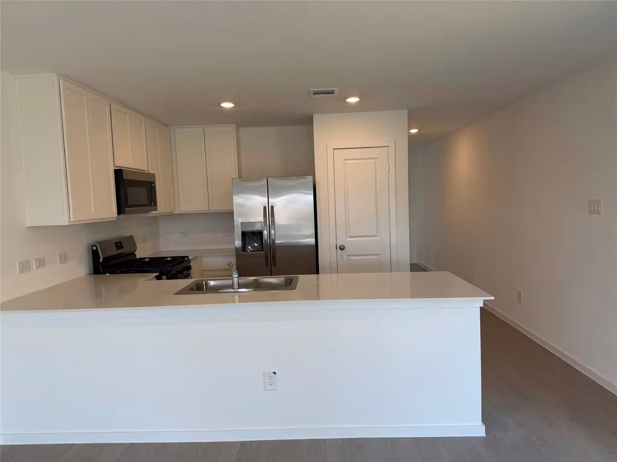 Photo 7 of 1312 Charlotte Way, Wharton, TX