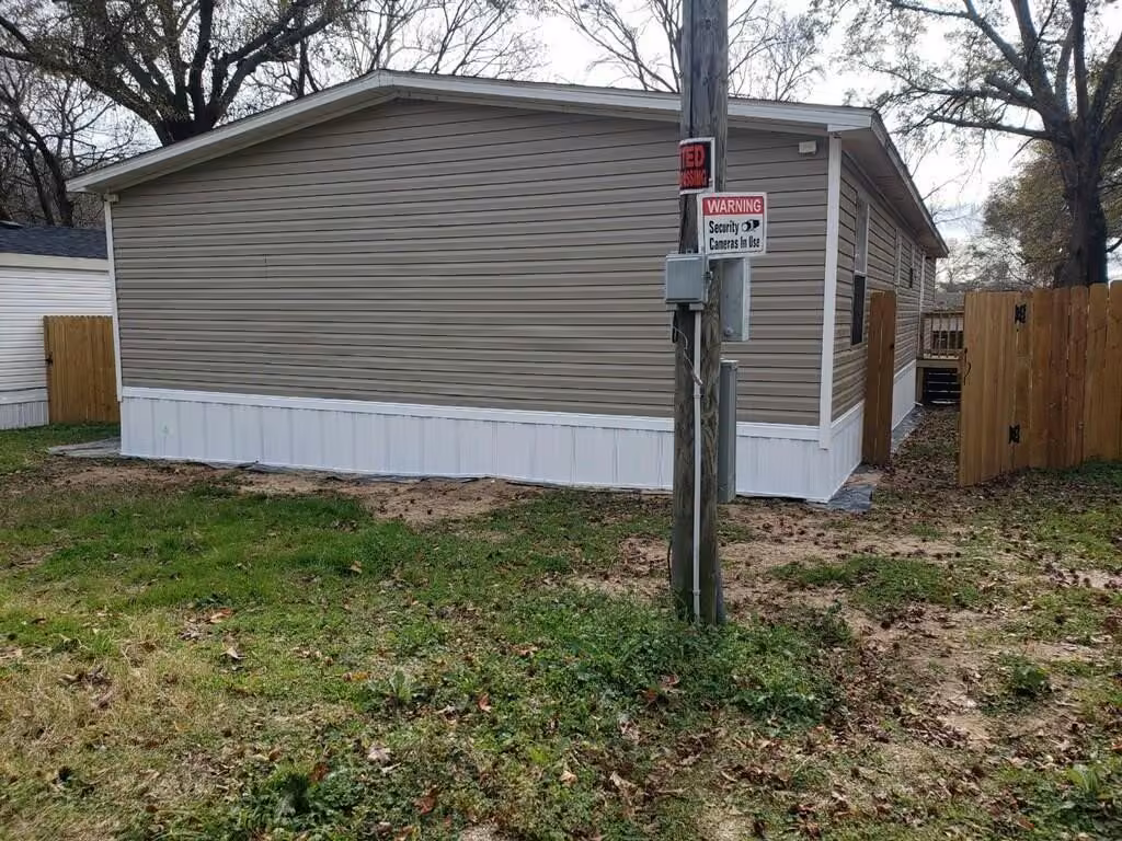 Photo 2 of 12631 Lazy Cove Drive, Willis, TX