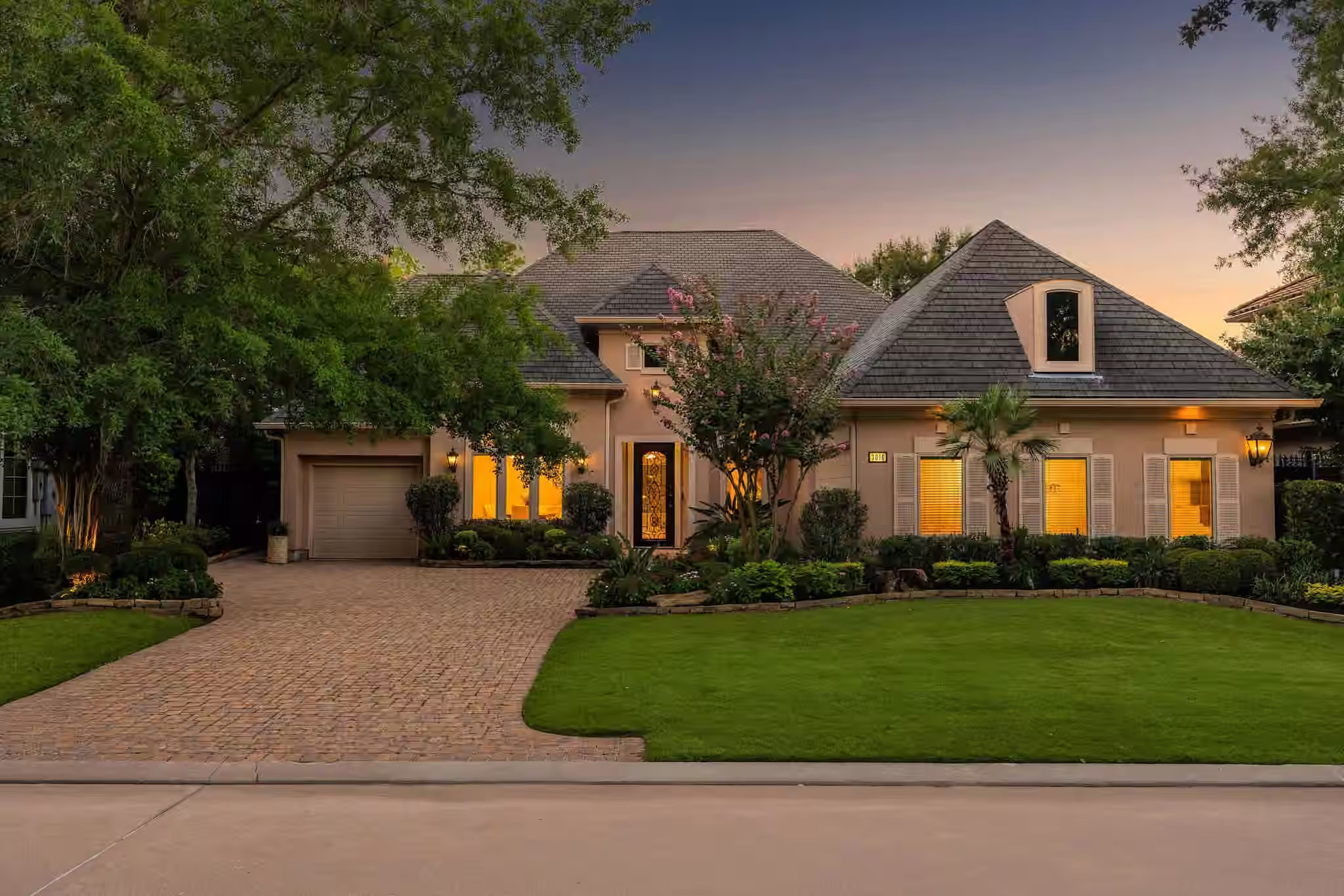 Photo 2 of 3010 Bonnebridge Way Boulevard, Houston, TX