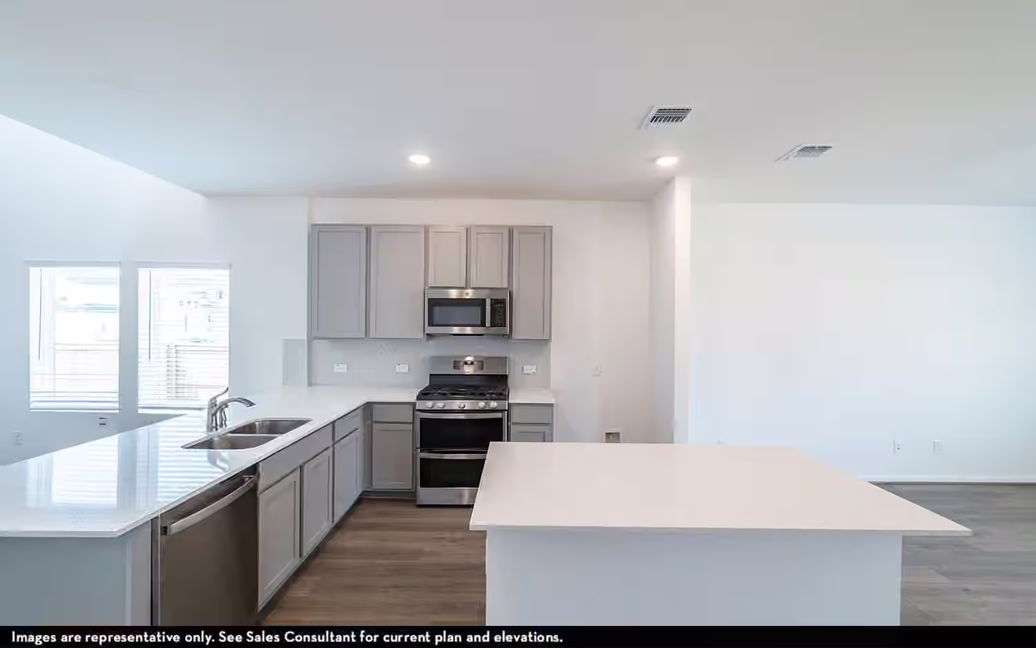 Photo 5 of 14414 High Hill Drive, Conroe, TX