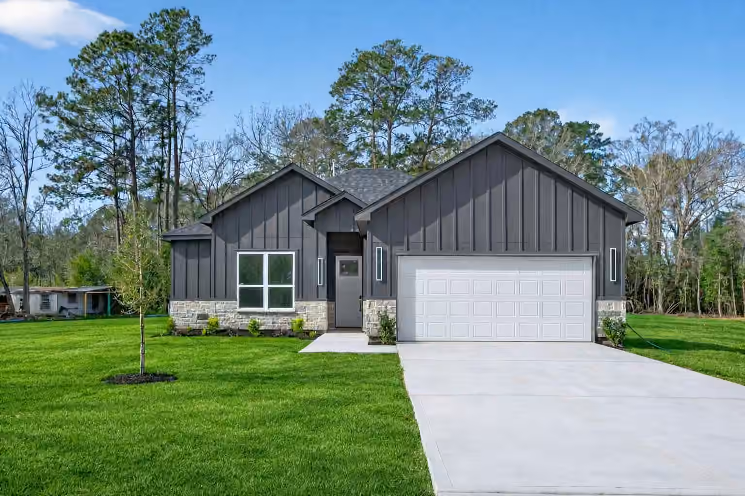 Photo of 265 County Road 3376, Cleveland, TX 77327