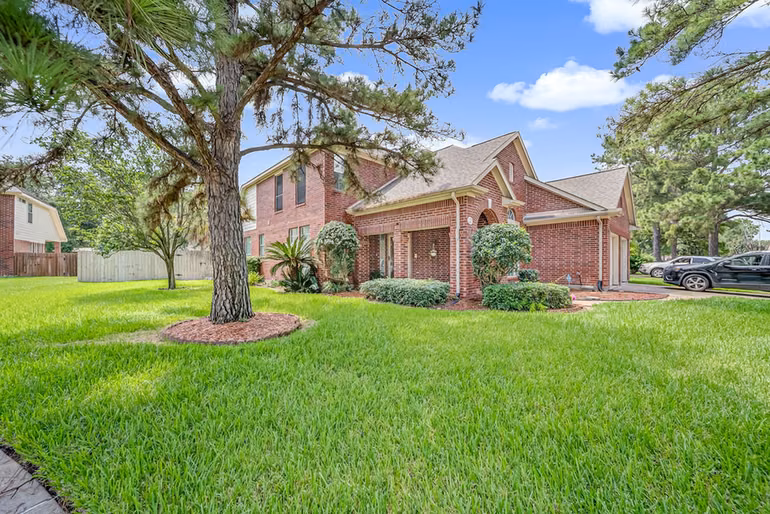 Photo 6 of 7119 Bristol Ridge Drive, Houston, TX