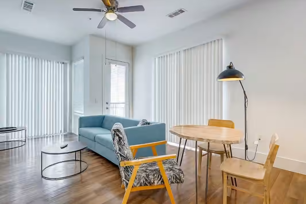 Photo 4 of 1508 Blodgett Street 609, Houston, TX